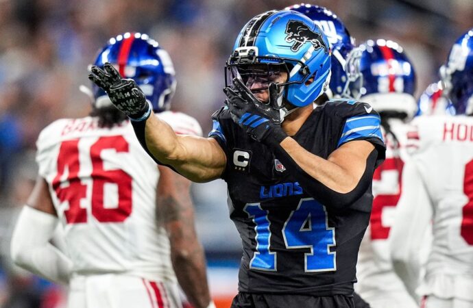 Is Amon-Ra St. Brown Playing This Week in the NFL?