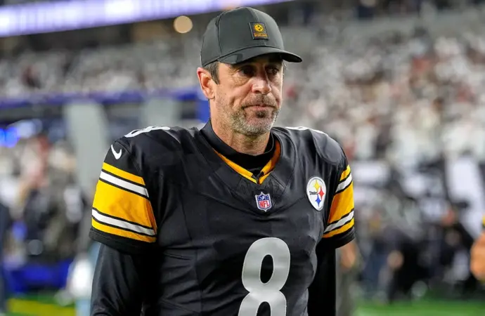 Aaron Rodgers Walks Out of Press Conference: What Happened?