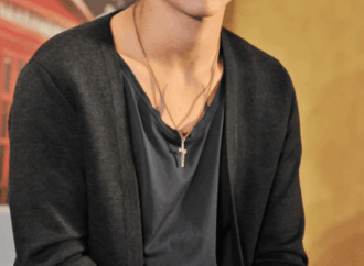 Exploring the Collaboration Between Aperture and Harry Styles