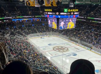 Bruins vs Rangers: A Clash of NHL Titans