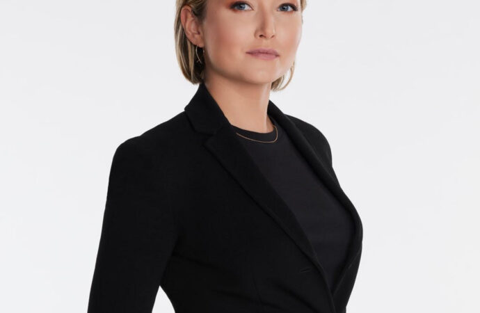 Dasha Burns: A Prominent Voice in Contemporary Journalism