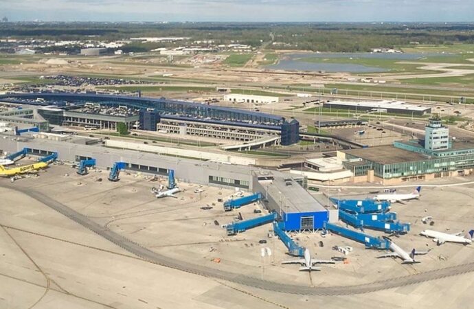 Exploring DTW Airport: A Major Travel Hub