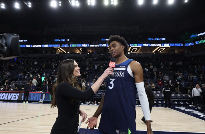 Jaden McDaniels: The Next Big Thing in the NBA