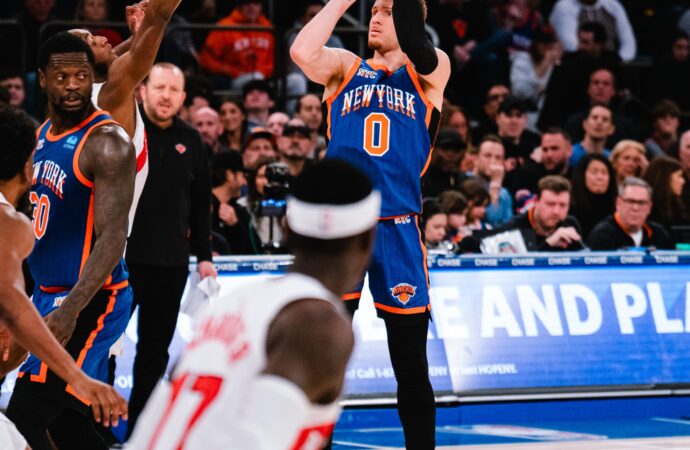 The Ongoing Rivalry: Knicks vs Raptors