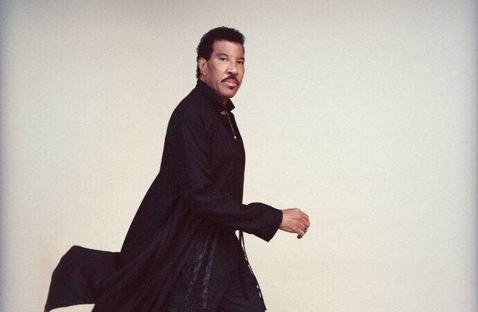 Lionel Richie Tour 2023: What to Expect This Season