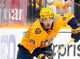 Predators vs Bruins: A Thrilling Showdown