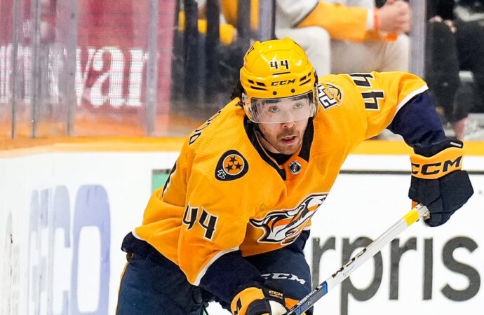 Predators vs Bruins: A Thrilling Showdown