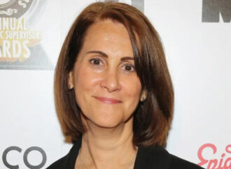 Spotlight on Robin Kaye: Celebrated Author and Advocate