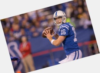 The Journey of Scott Tolzien: From College Star to NFL Veteran