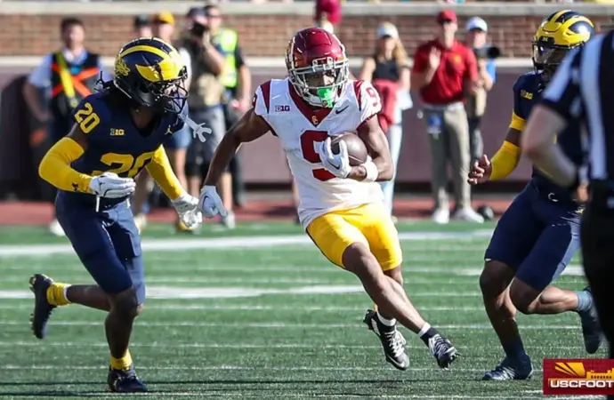 USC vs Wisconsin: A Classic College Football Rivalry