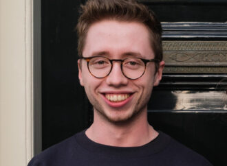 Avery Krumme: A Trendsetter in Sustainable Fashion