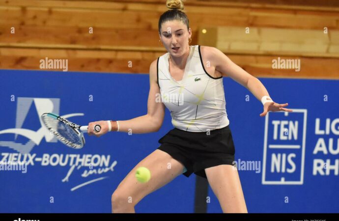 Elsa Jacquemot: The Promise of a New Tennis Star