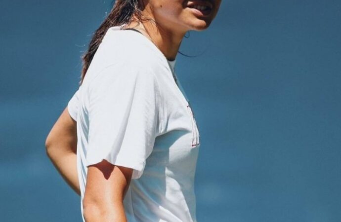 The Rise of Emma Raducanu: A New Tennis Sensation