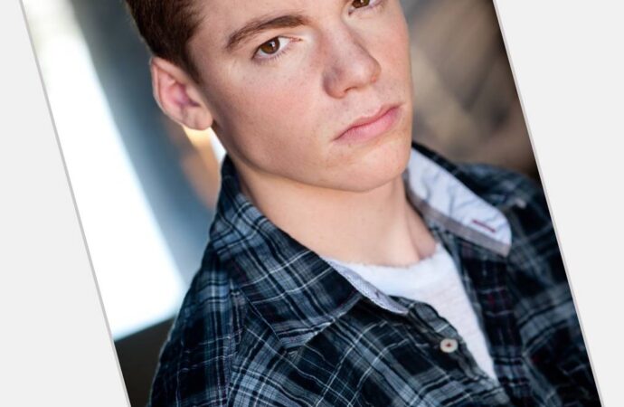 Gabriel Basso: A New Face in Hollywood’s Spotlight