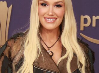 Gwen Stefani: A Journey Through Music and Fashion