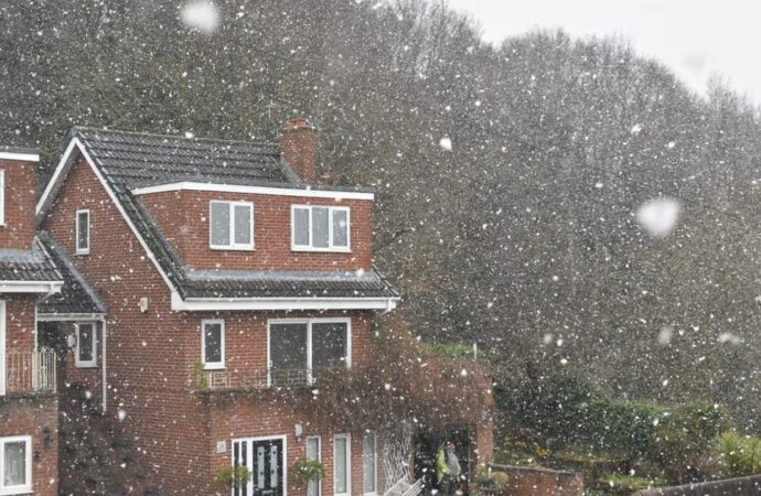 Understanding the Heavy Snow Warning: Stay Prepared this Winter
