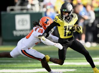 Illinois vs Oregon: Key Highlights from the 2023 Football Clash