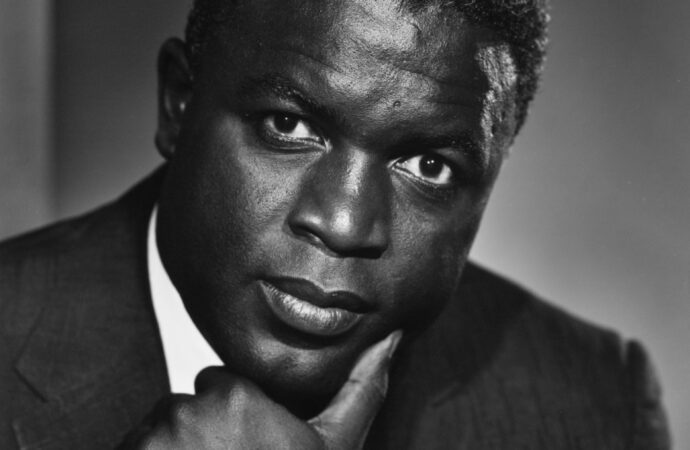 Jackie Robinson: A Pioneer in Baseball and Civil Rights