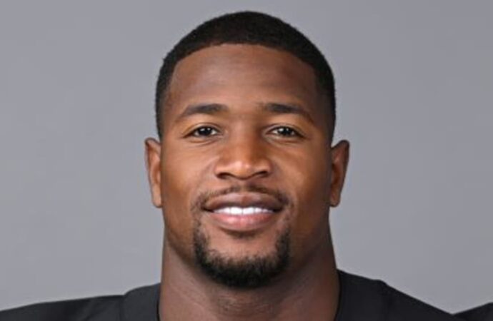 Jonnu Smith: A Look at His Journey and Impact in the NFL
