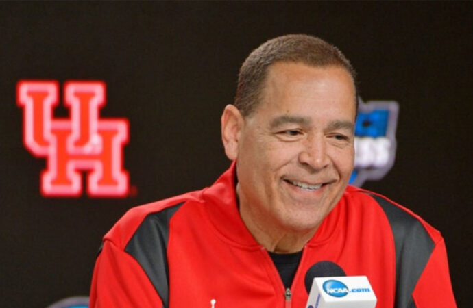 Kelvin Sampson: A Leader in College Basketball Coaching