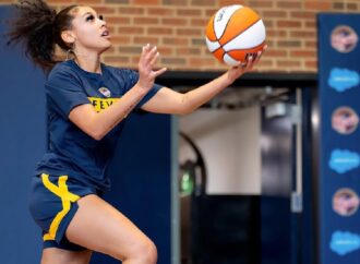 Kysre Gondrezick: A Promising Talent in Women’s Basketball