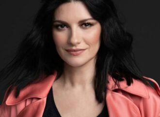 The Extraordinary Career of Laura Pausini