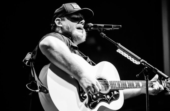Luke Combs Unveils New Song: A Fresh Hit for Country Fans