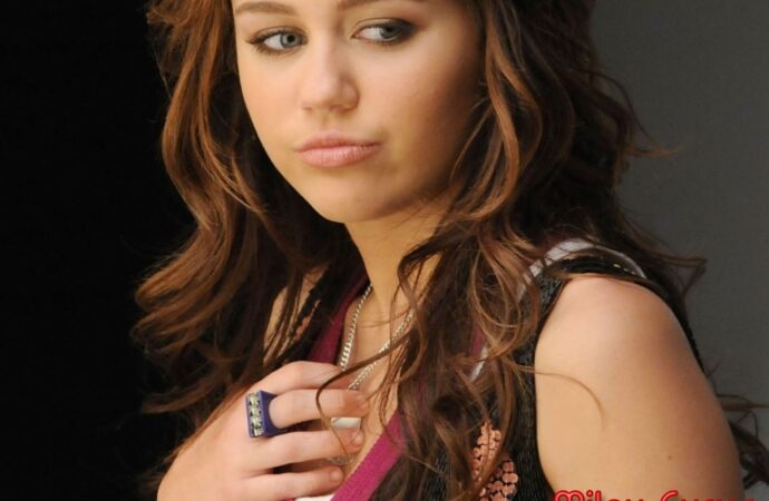 The Evolution of Miley Cyrus in Music and Pop Culture