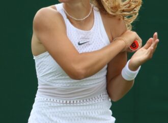 The Rise of Mirra Andreeva: A Young Tennis Sensation