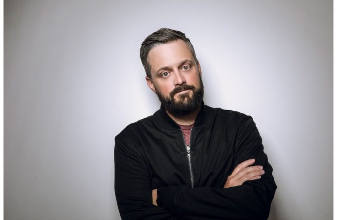 Nate Bargatze: A Beacon of Clean Comedy