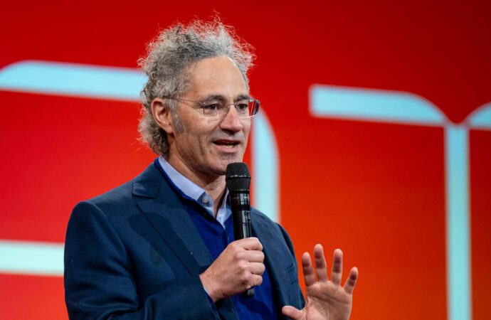 The Rise of Palantir: A Leader in Data Analytics