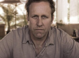 The Creative Journey of Roger Avary: A Filmmaker’s Legacy
