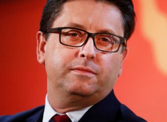 An Insight into Sanofi CEO Paul Hudson’s Leadership