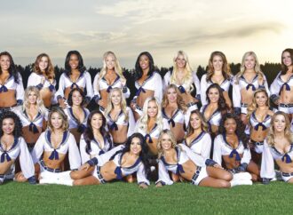 The Impact of Seahawks Cheerleaders on Game Day Atmosphere