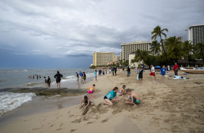 Severe Weather in Hawaii: Impacts and Community Responses