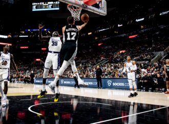 The Enduring Rivalry: Spurs vs Lakers Showdown