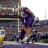 Washington vs Iowa: A Clash of College Football Titans