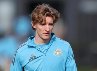 Anthony Gordon Scores Winning Goal for Newcastle After Controversy