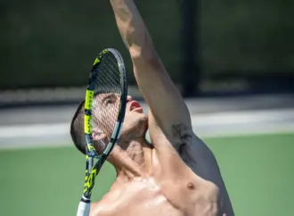 Carlos Alcaraz Advances to Quarterfinals at Indian Wells
