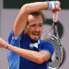 Daniil medvedev wins Dubai Tennis Championships title via walkover