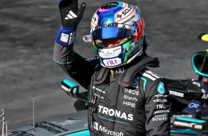 F1 2026: Kimi Antonelli Wins at Shanghai International Circuit