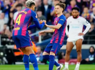 Gavi Returns to Barcelona After Injury