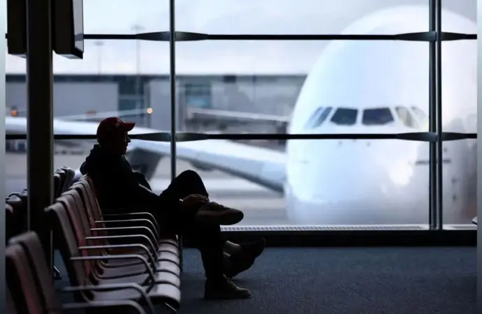 Indigo flight returns delhi: IndiGo Flight Returns to Delhi After Airspace Complications
