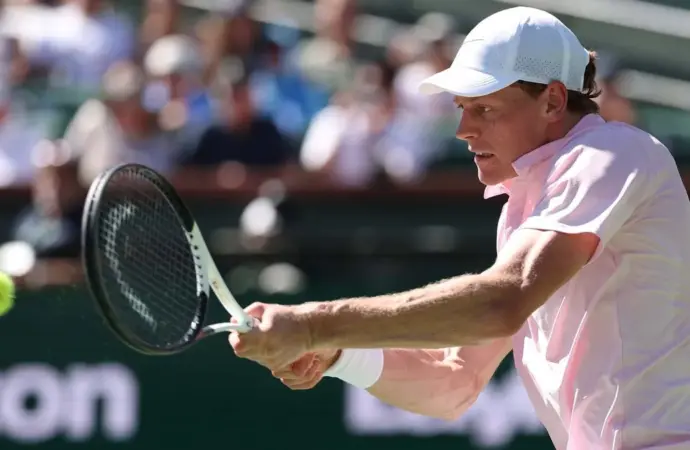 Jannik sinner advances to semi-finals at Indian Wells