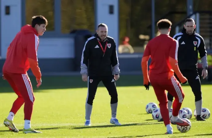 Kick: What does the -off mean for Wales against Bosnia and Herzegovina?