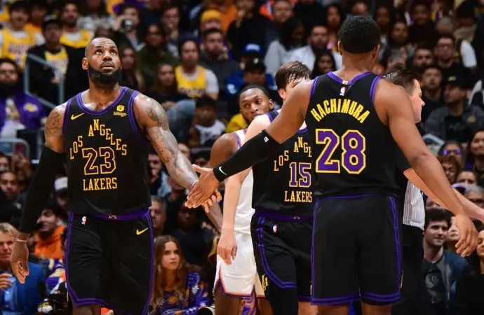 Lakers vs knicks