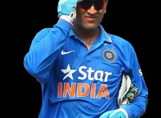Ms dhoni calms sakshi during t20 world cup semi-final