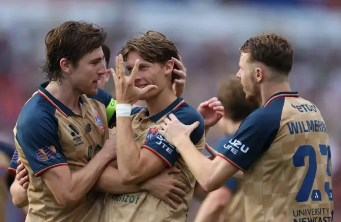 Newcastle jets vs western sydney wanderers fc