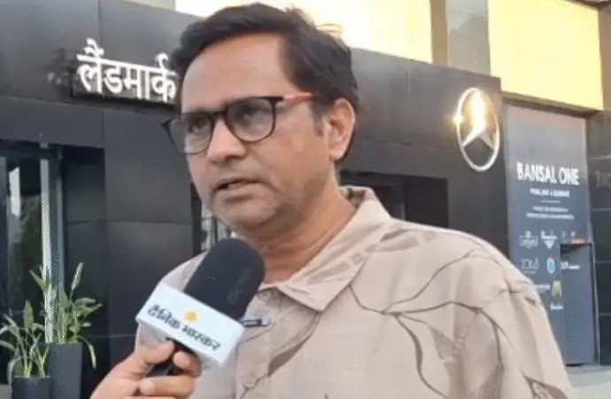 Sanoj mishra: What Happened Between  and Monalisa Bhosle?