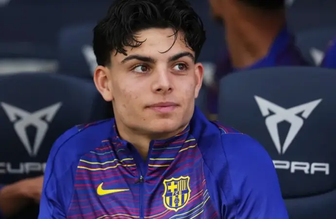 Xavi Espart: Rising Star in Barcelona’s Defense